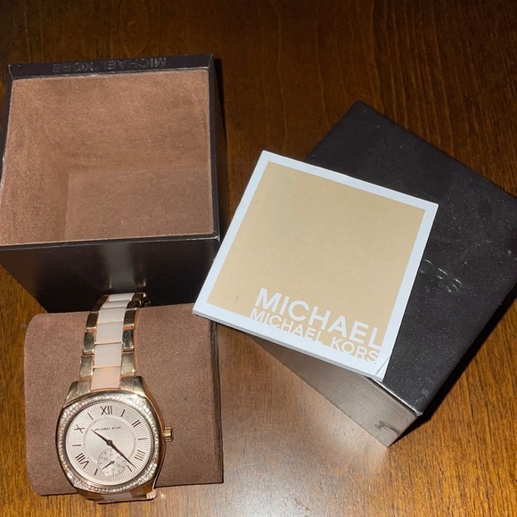 Michael Kors Ladies Watch MK6135 - Picture 1 of 4